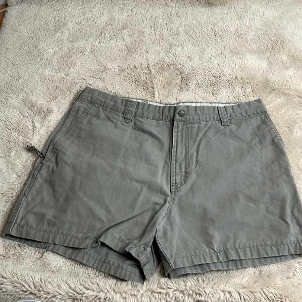Men’s Columbia shorts